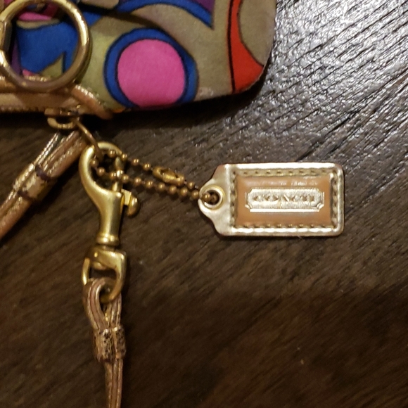 Coach Poppy Multicolor Optic C Satin Zippy Metallic Gold Wallet Wristlet - Picture 3 of 11
